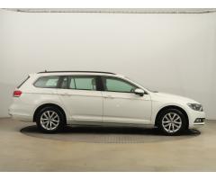 Volkswagen Passat 2.0 TDI 110kW - 8