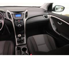 Hyundai i30 1.4 CVVT 73kW - 11