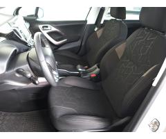 Peugeot 2008 1.2 PureTech 81kW - 16