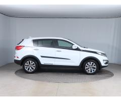 Kia Sportage 1.7 CRDi 85kW - 8