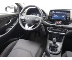 Hyundai i30 1.5 DPI 81kW - 9