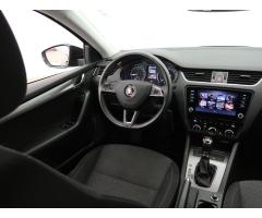 Škoda Octavia 2.0 TDI 110kW - 9