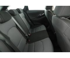 Hyundai i30 1.6 CRDi 85kW - 11