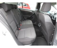 Volkswagen Golf 1.6 TDI 81kW - 13