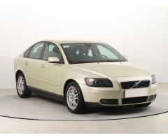 Volvo S40 2.0 D 100kW - 1