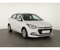 Hyundai i20 1.1 CRDi 55kW - 1