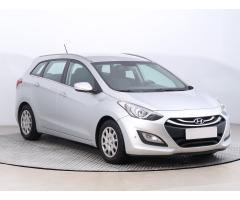 Hyundai i30 1.6 CRDi 81kW - 1