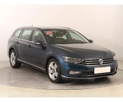 Volkswagen Passat 2.0 TDI 110kW - 1