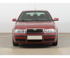 ŠKODA SUPERB COMBI 2.0TDI 140 LAURIN&K 4X4 DSG 7ST