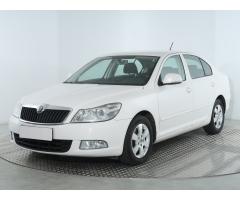 ŠKODA SUPERB COMBI 2.0TDI 140 LAURIN&K 4X4 DSG 7ST