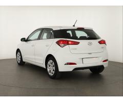 Hyundai i20 1.1 CRDi 55kW - 5