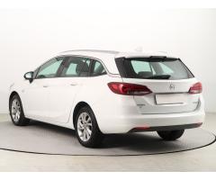 Opel Astra 1.4 T 92kW - 5