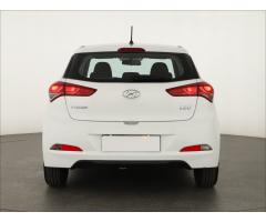 Hyundai i20 1.1 CRDi 55kW - 6