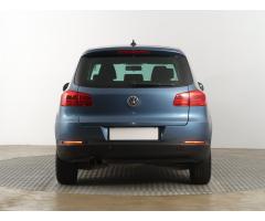 Volkswagen Tiguan 2.0 TDI 103kW - 6