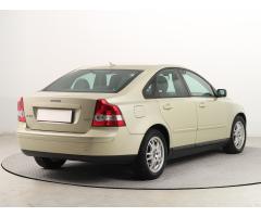 Volvo S40 2.0 D 100kW - 7