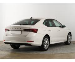 Škoda Octavia 1.5 TSI 110kW - 7