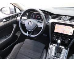 Volkswagen Passat 1.6 TDI 88kW - 9