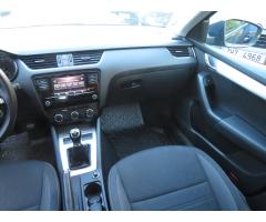 Škoda Octavia 1.6 TDI 85kW - 11