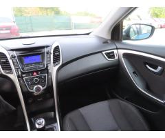 Hyundai i30 1.4 CVVT 73kW - 11