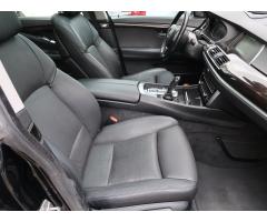 Volkswagen Passat 2.0 TDI 103kW - 12