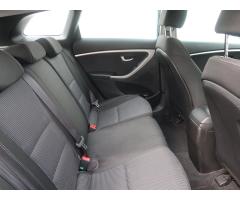 Hyundai i30 1.6 MPI 88kW - 13