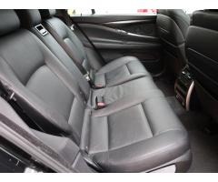 Volkswagen Passat 2.0 TDI 103kW - 13