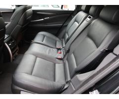 Volkswagen Passat 2.0 TDI 103kW - 15