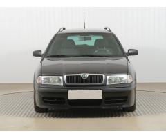 ŠKODA SUPERB COMBI 2.0TDI 140 LAURIN&K 4X4 DSG 7ST