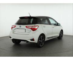 Toyota Yaris 1.5 Hybrid 74kW - 7