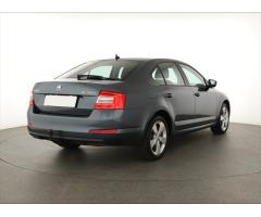 Škoda Octavia 2.0 TDI 110kW - 7