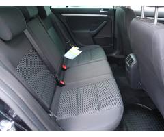 Volkswagen Golf 1.6 TDI 77kW - 13