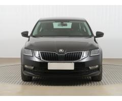 ŠKODA SUPERB COMBI 2.0TDI 140 LAURIN&K 4X4 DSG 7ST