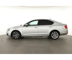 ŠKODA SUPERB COMBI 2.0TDI 140 LAURIN&K 4X4 DSG 7ST