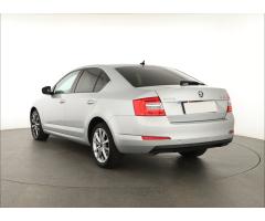 ŠKODA SUPERB COMBI 2.0TDI 140 LAURIN&K 4X4 DSG 7ST