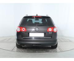 Volkswagen Passat 2.0 TDI 103kW - 6