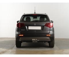 Nissan Qashqai 1.2 DIG-T 85kW - 6