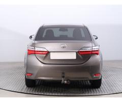 Toyota Corolla 1.6 Valvematic 97kW - 6