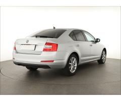 Škoda Octavia 2.0 TDI 110kW - 7