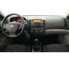 Kia Cee`d 1.4 CVVT 80kW - 9