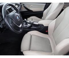 BMW Řada 3 320d xDrive GT 135kW - 13