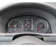 Volkswagen Touran 1.6 TDI 66kW - 17