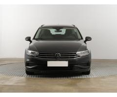 Volkswagen Passat 2.0 TDI 110kW - 2