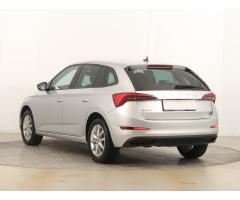 ŠKODA SUPERB COMBI 2.0TDI 140 LAURIN&K 4X4 DSG 7ST