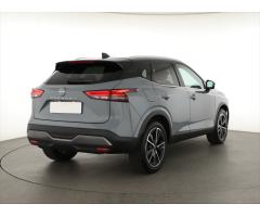 Nissan Qashqai 1.3 DIG-T 116kW - 7