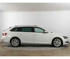 Škoda Superb 2.0 TDI 140kW - 8