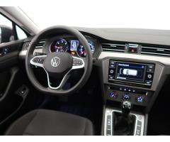 Volkswagen Passat 2.0 TDI 110kW - 9