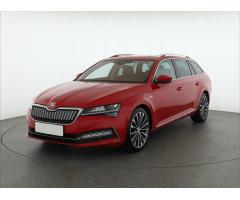 ŠKODA SUPERB COMBI 2.0TDI 140 LAURIN&K 4X4 DSG 7ST