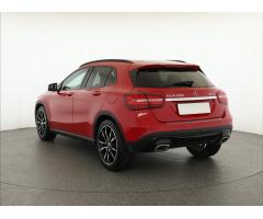 Mercedes-Benz GLA GLA 220 4MATIC 135kW - 5