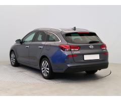 Hyundai i30 1.6 CRDi 100kW - 5