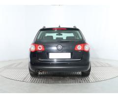 Volkswagen Passat 1.9 TDI 77kW - 6